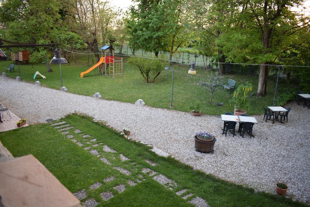 Agriturismo Fior Di Pesco Hotel Sommacampagna Buitenkant foto