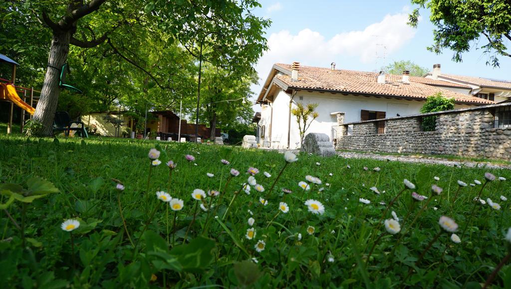 Agriturismo Fior Di Pesco Hotel Sommacampagna Buitenkant foto