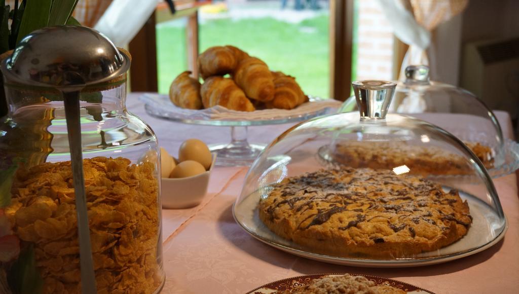 Agriturismo Fior Di Pesco Hotel Sommacampagna Buitenkant foto