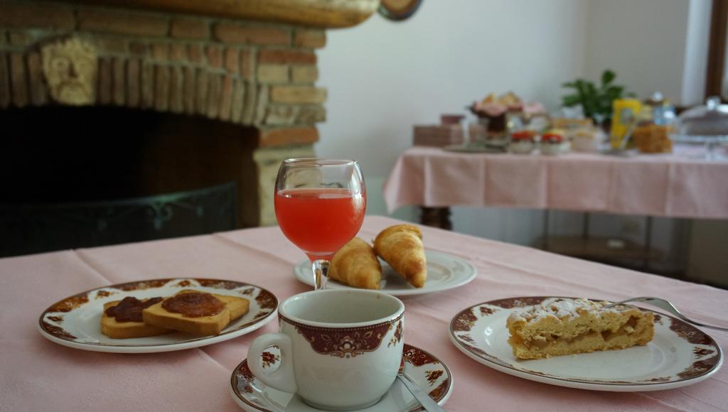 Agriturismo Fior Di Pesco Hotel Sommacampagna Buitenkant foto