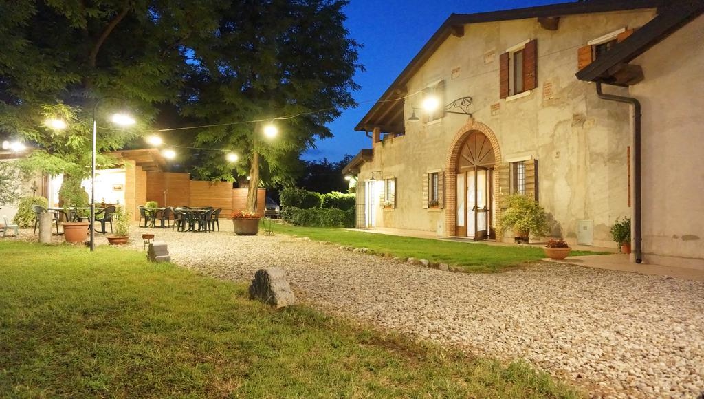 Agriturismo Fior Di Pesco Hotel Sommacampagna Buitenkant foto