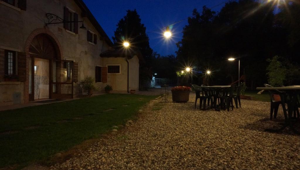 Agriturismo Fior Di Pesco Hotel Sommacampagna Buitenkant foto